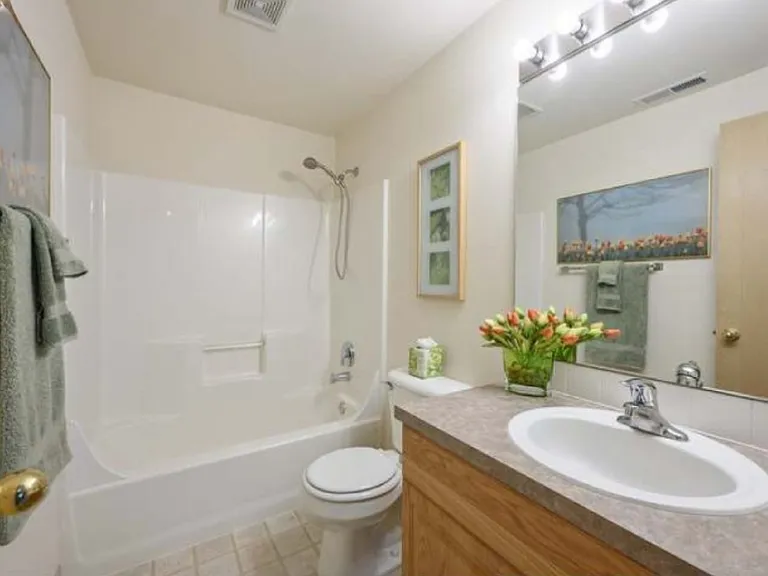 9700 NE 26th Pl — Photo 18