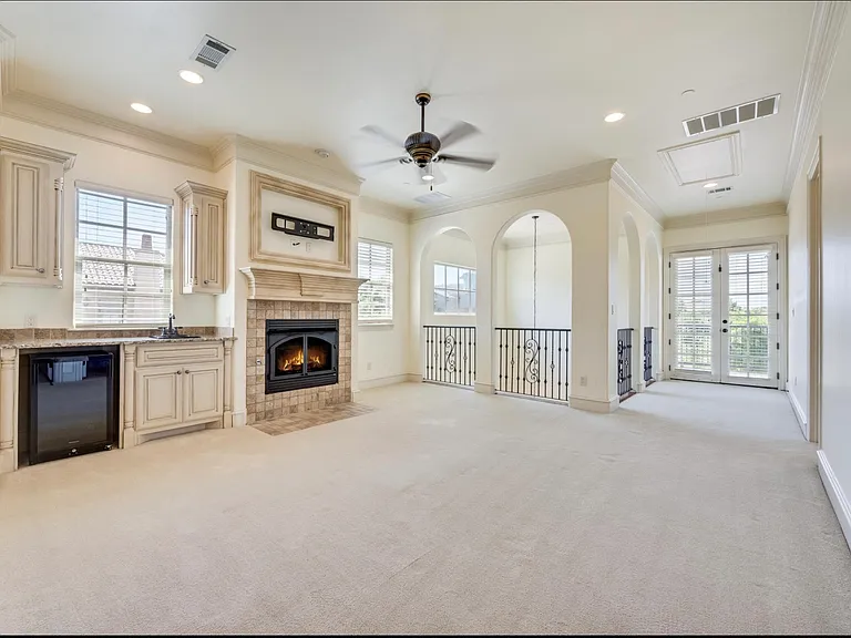 Upstairs Family Room contains Mini Bar