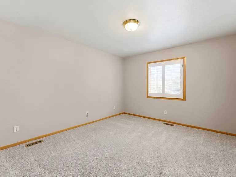 2313 Timber Creek Dr — Photo 17