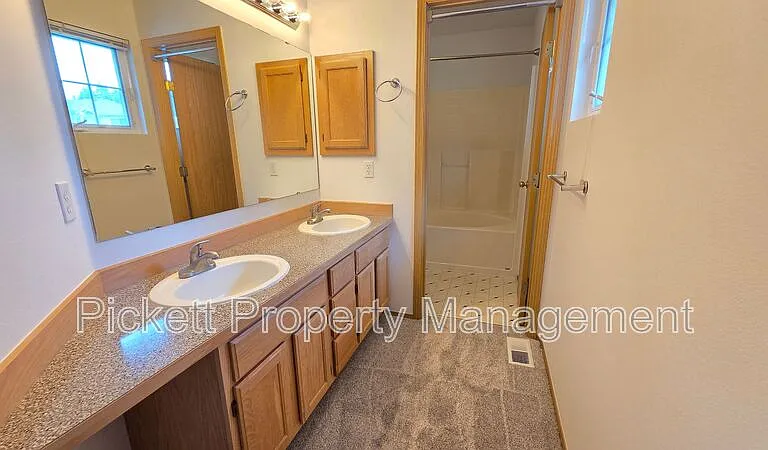11615 Breckenridge Ln NW — Photo 27