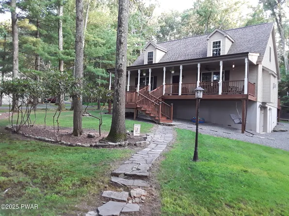 130 Terrace Rd, Tafton, PA 18464