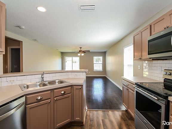 4th image of 760 Wynfield Cir