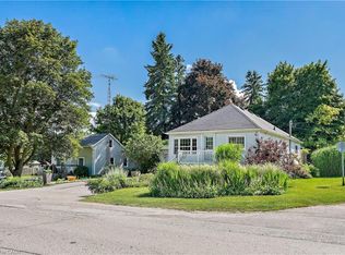 196 Main St N, Halton Hills, ON L7J1W8