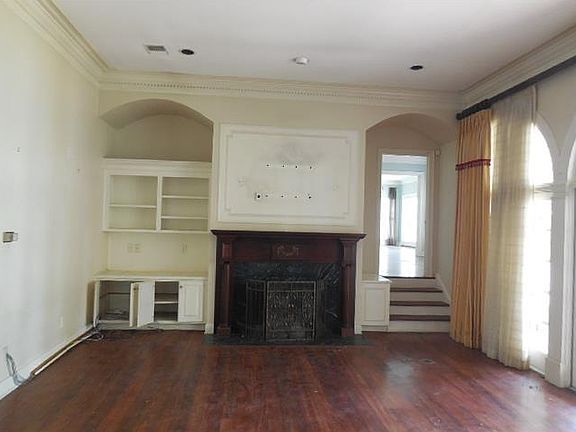 5th image of 2094 N Cross Dr