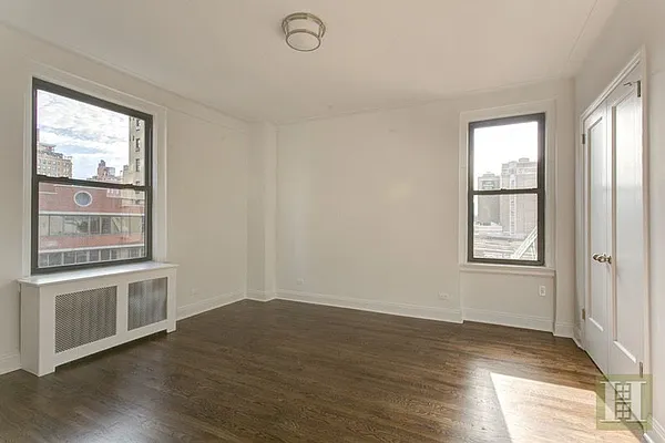 Rented by Halstead Real Estate | media 19