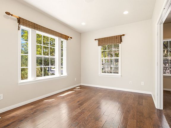 4th image of 4304 W Blackshear Dr