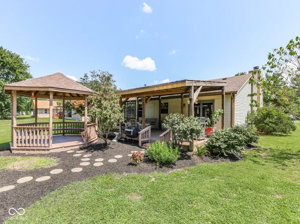 360 County Line Rd, Morgantown, IN 46160