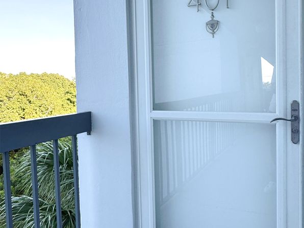 198 NW 67th Street #401, Boca Raton, FL 33487