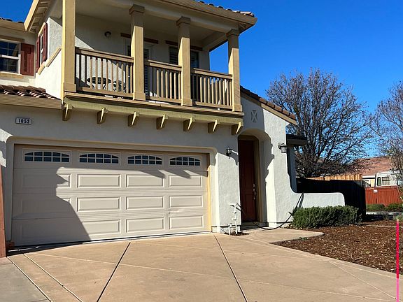 2nd image of 1052 Parkside Dr