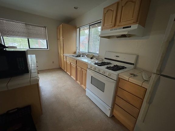 2nd image of 7580 Forest Glenn Dr