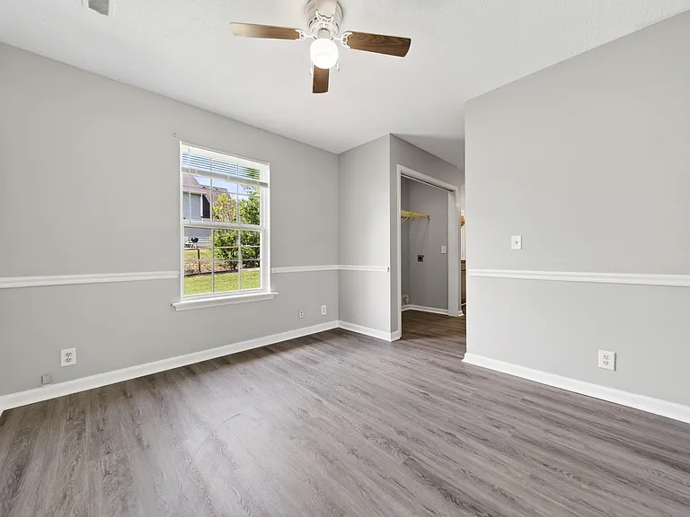 998 Tom Hailey Blvd — Photo 29
