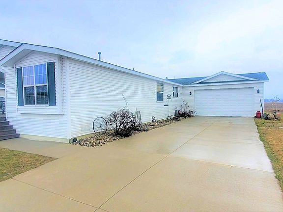 2nd image of 1561 Dover Dr #76