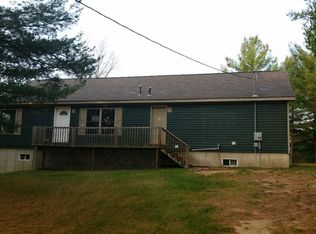 1601 S Deer Lake Rd, Reed City, MI 49677