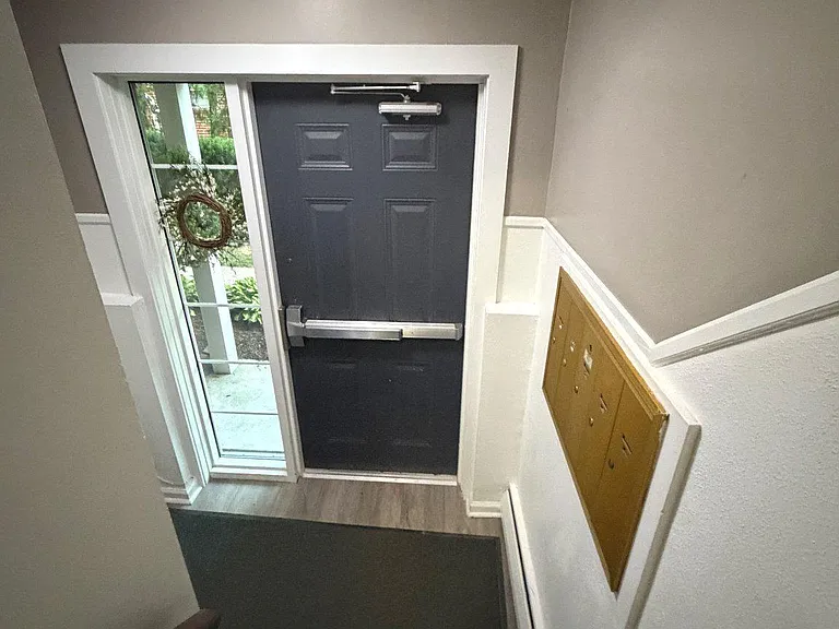 61 Llanfair Rd #C4 — Photo 21