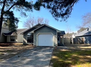 544 Auburndale Ln, Fayetteville, NC 28314