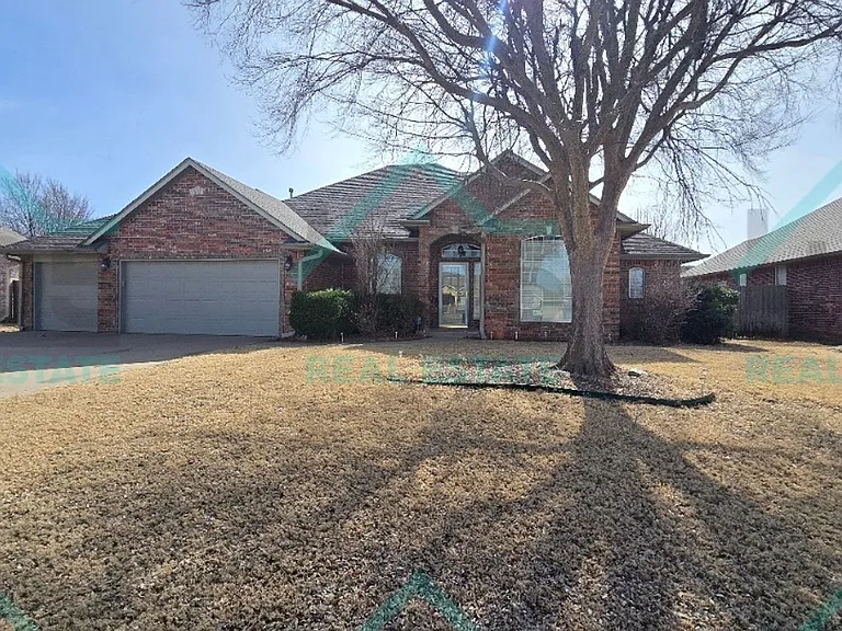 2500 Auburn Ct — Photo 1