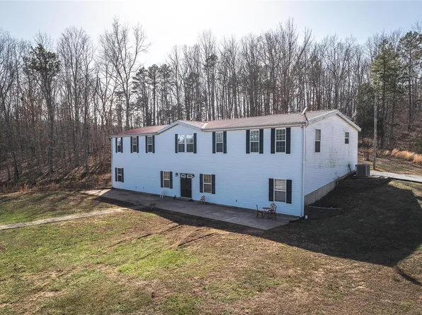 1860 Madison St #417, Fredericktown, MO 63645