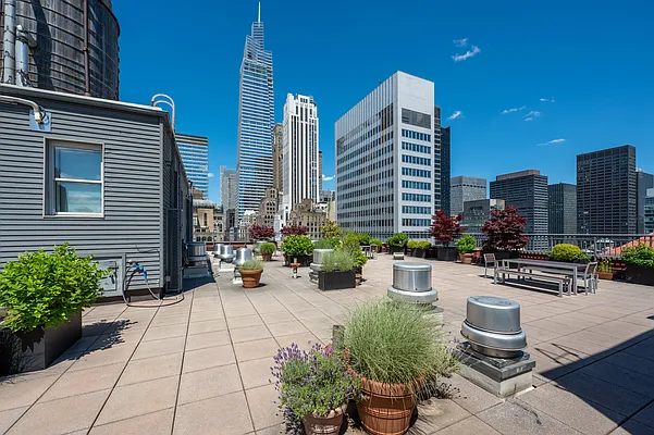 Rented by R New York | media 5