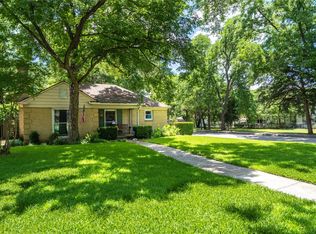 2302 Roanoke Ave, Dallas, TX 75235