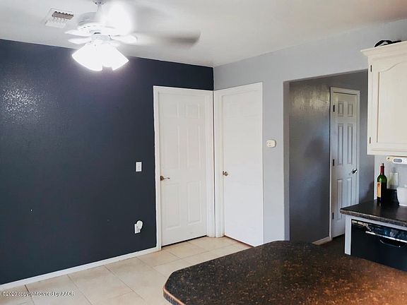 5th image of 405 Mesquite Ave