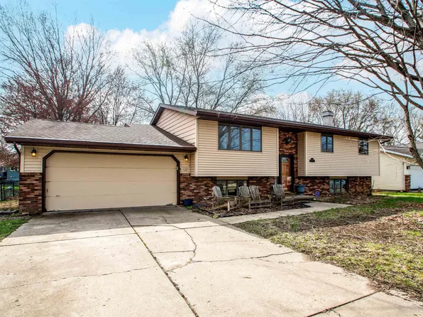 1444 Highview Rd, East Peoria, IL 61611