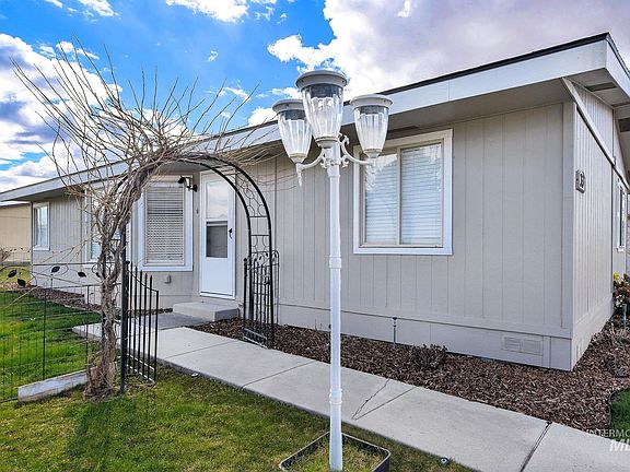 3rd image of 1907 W Flamingo Ave Unit 33