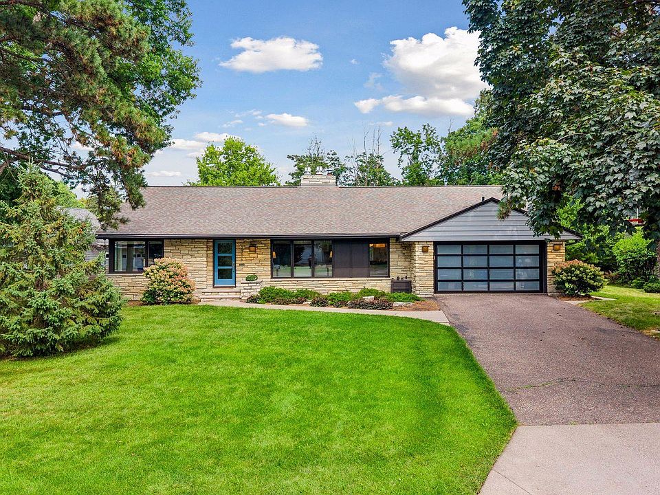 1st image of 2096 Lower Saint Dennis Rd