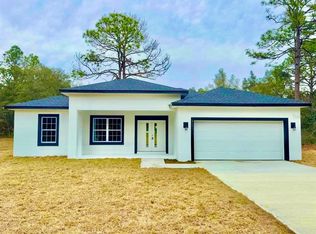 8641 N Paradisea Dr, Citrus Springs, FL 34433