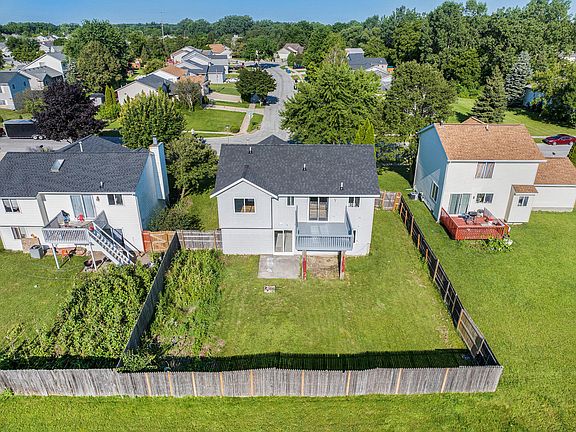 3rd image of 4616 Crosswinds Dr SE