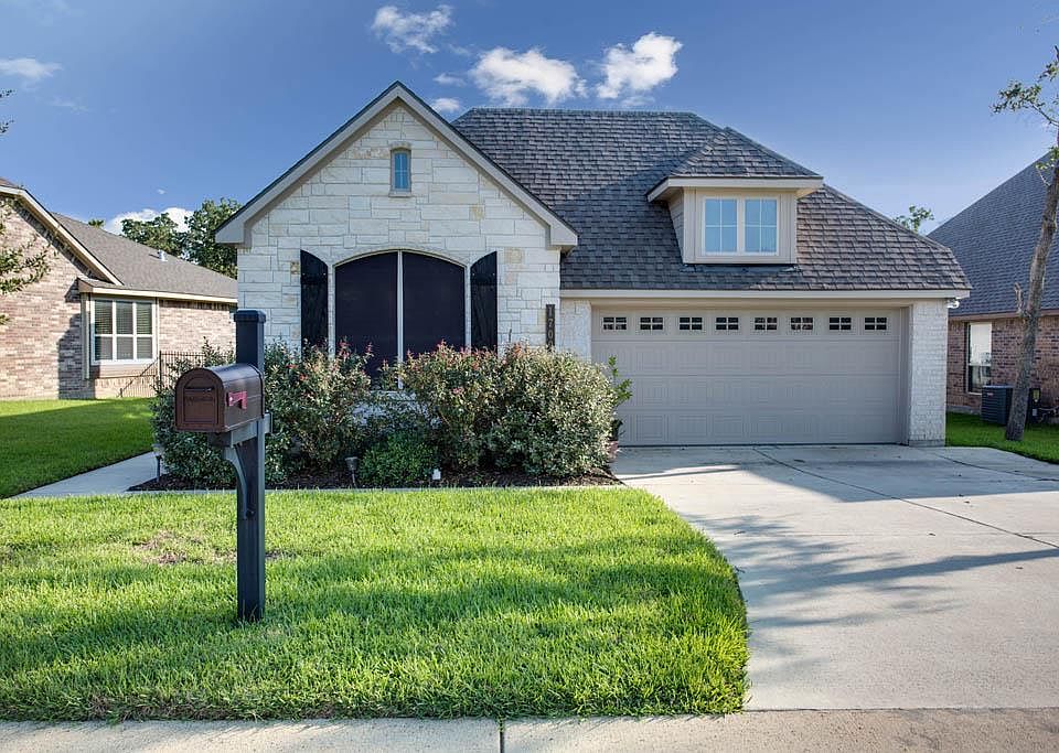 1st image of 1709 Parkland Dr