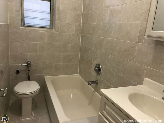 5th image of 2075 38th St APT 1C
