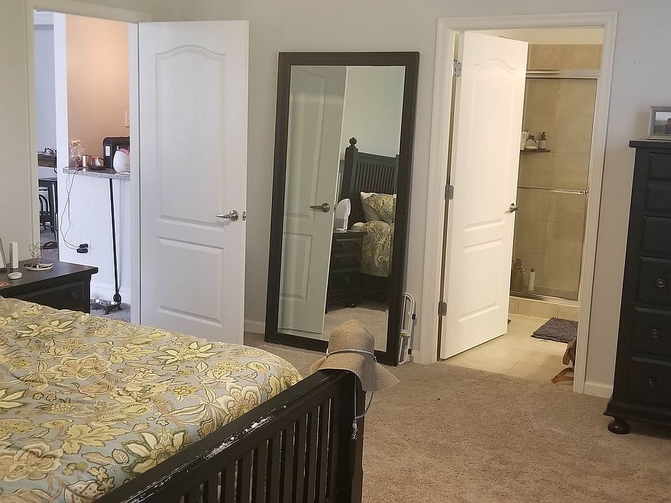 2nd image of 249 W Freemason St APT 306