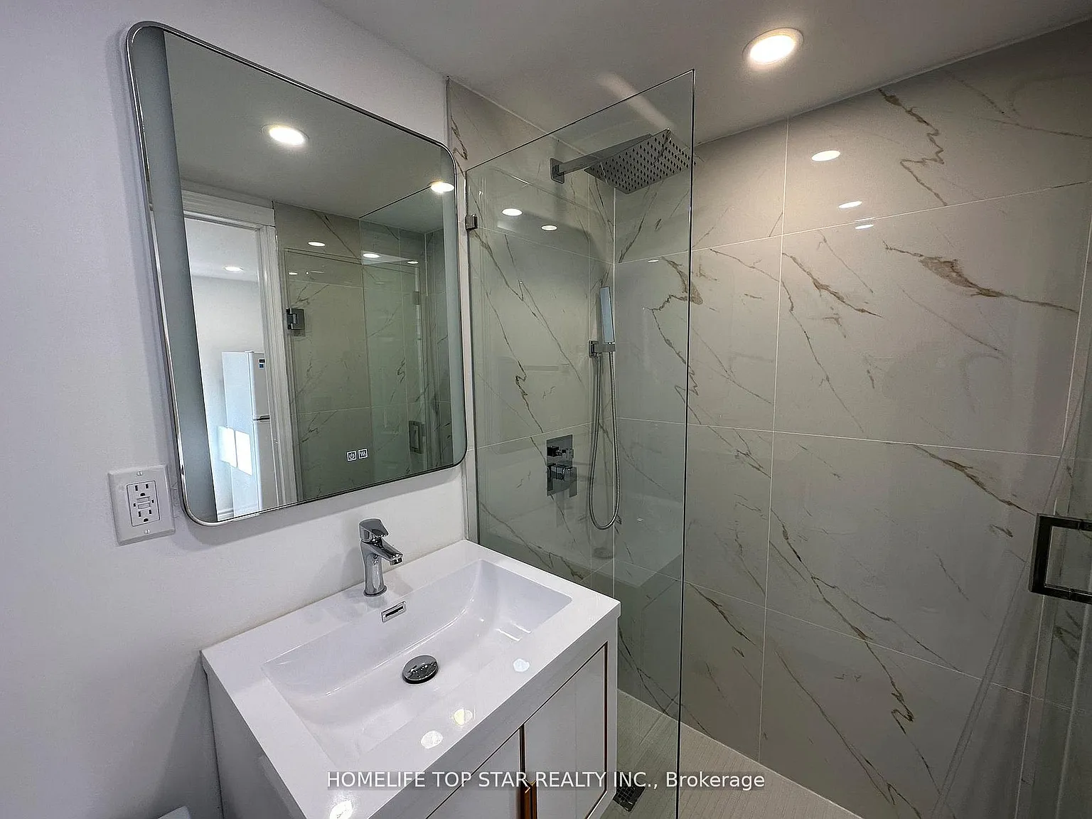 Studio, $1,250 — Photo 4