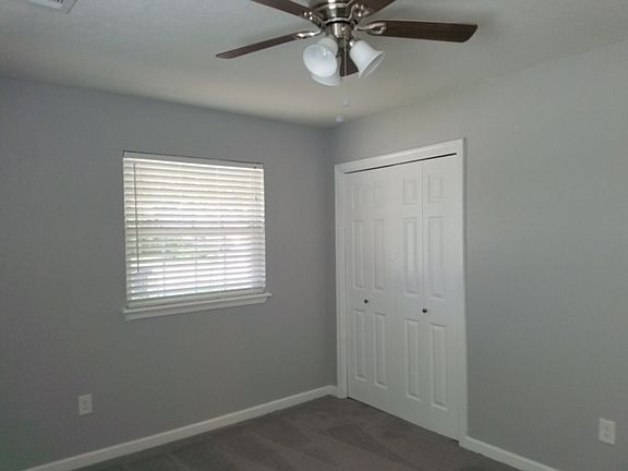 4th image of 5419 NW Cottonwood Dr