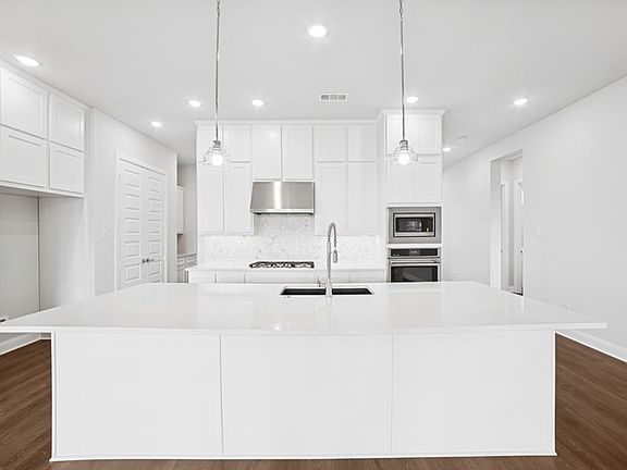 The Payton - Kitchen