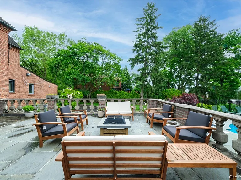 10 Ridge Pl — Photo 11