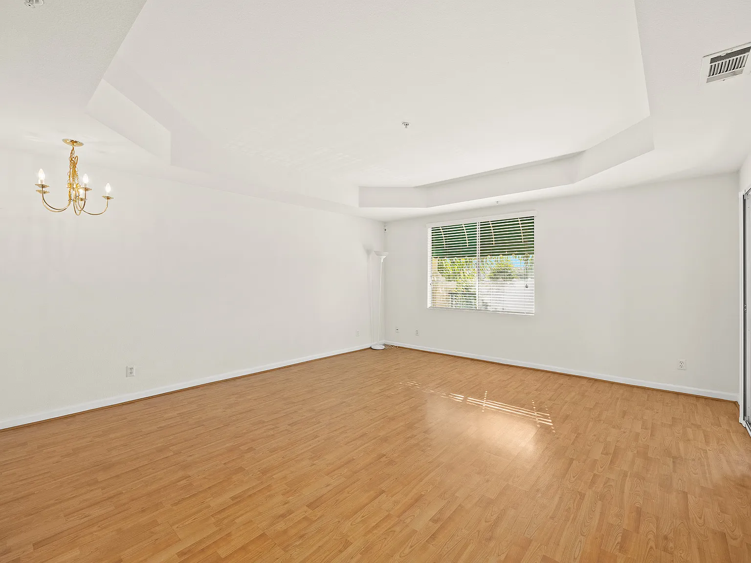 1 bed, 761 sqft, $1,800 — Photo 4