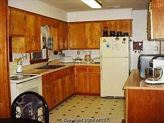 2nd image of 407 Wentworth Dr