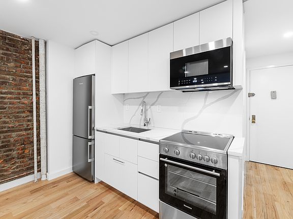 2nd image of 171 Mulberry St #3R