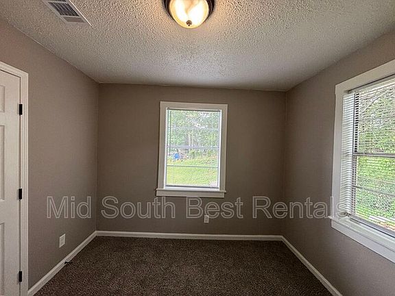 5th image of 4505 W 21st St