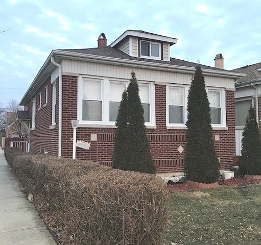 1st image of 2559 N Mont Clare Ave