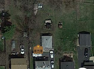 12 E Kenilworth Ave, Villa Park, IL 60181