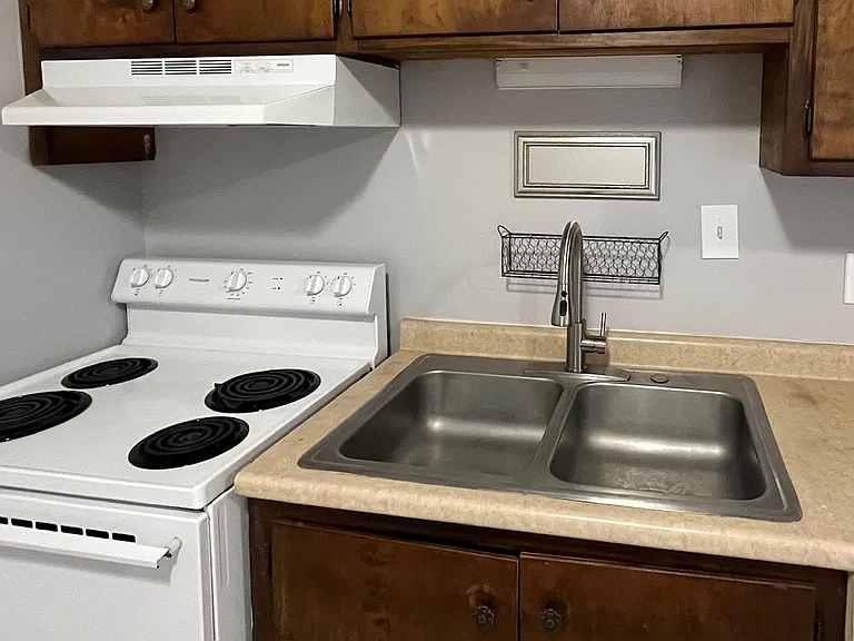 255 Jockey Club Dr — Photo 8