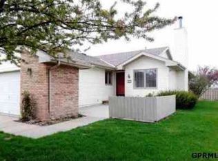 2675 Seaton Ave, Fremont, NE 68025