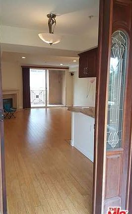 2nd image of 4837 Beverly Blvd APT 202