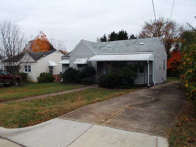 2nd image of 377 Juless St