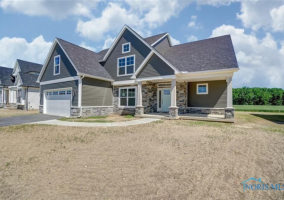 1st image of 136 Taylors Mill Cir