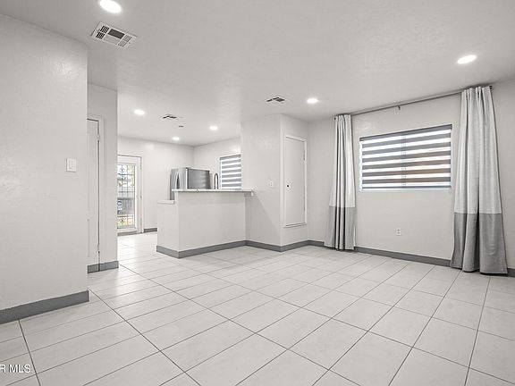 4th image of 4911 Sierra Madre Dr