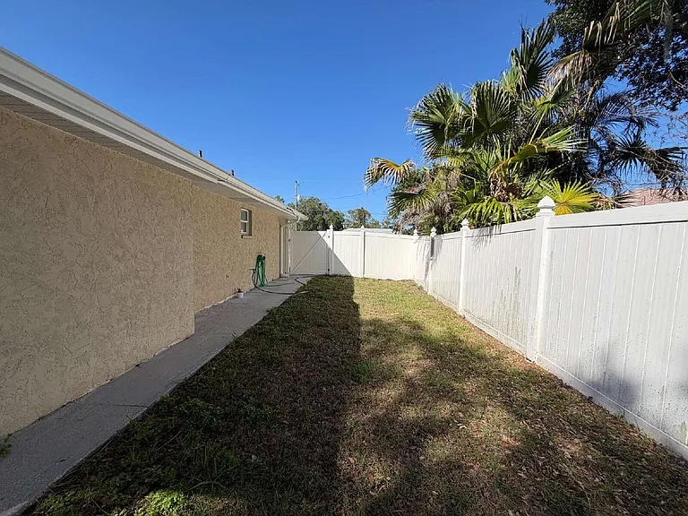 4847 Luther Ave — Photo 25