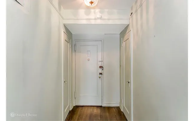 Sold by Douglas Elliman | media 27